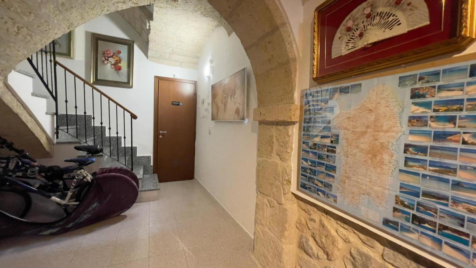 Itiseasy Cuglieri 1 E 2 Private Apartments Luaran gambar