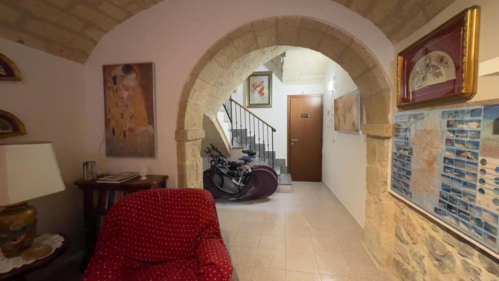 Itiseasy Cuglieri 1 E 2 Private Apartments Luaran gambar